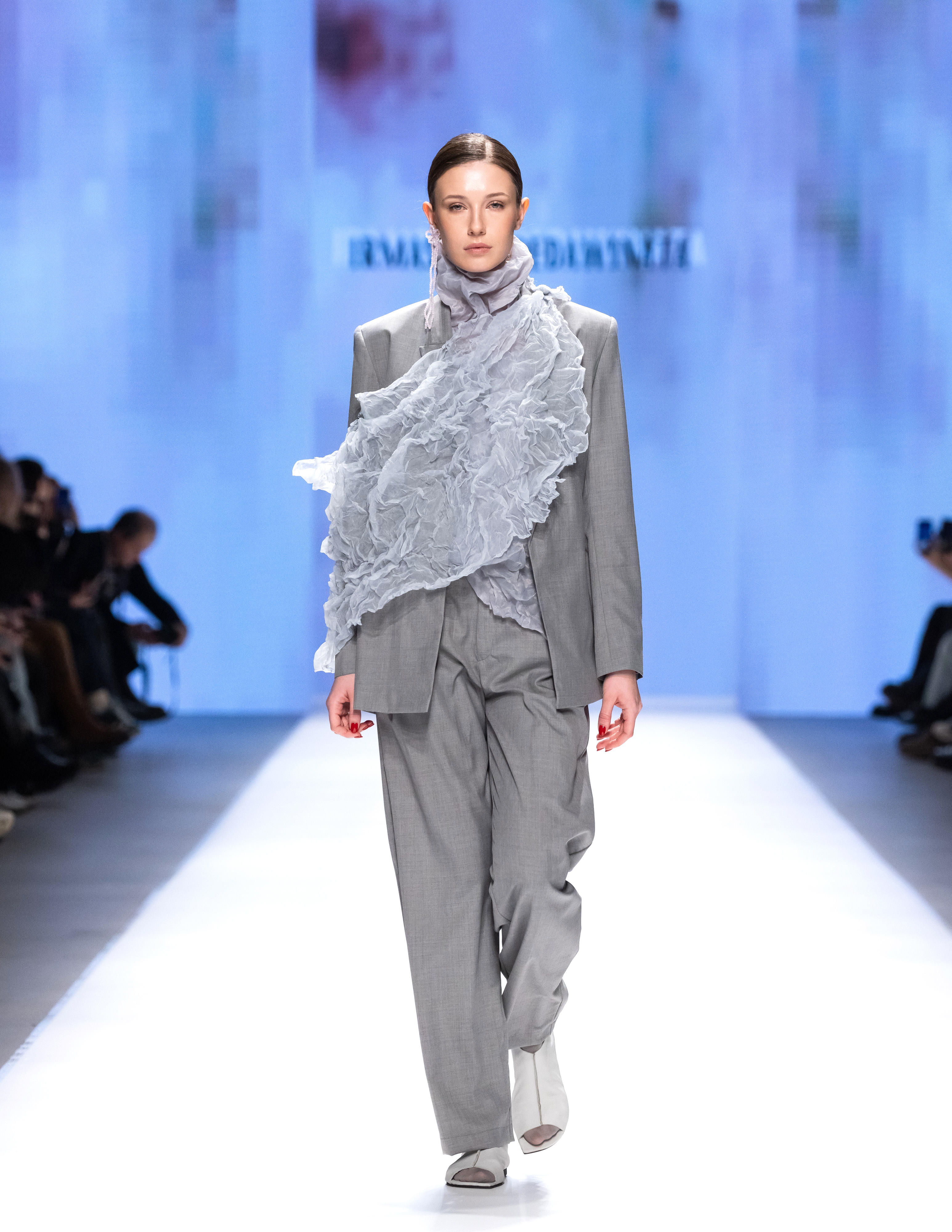 Moscow Fashion Week beauty trends - sleek chic