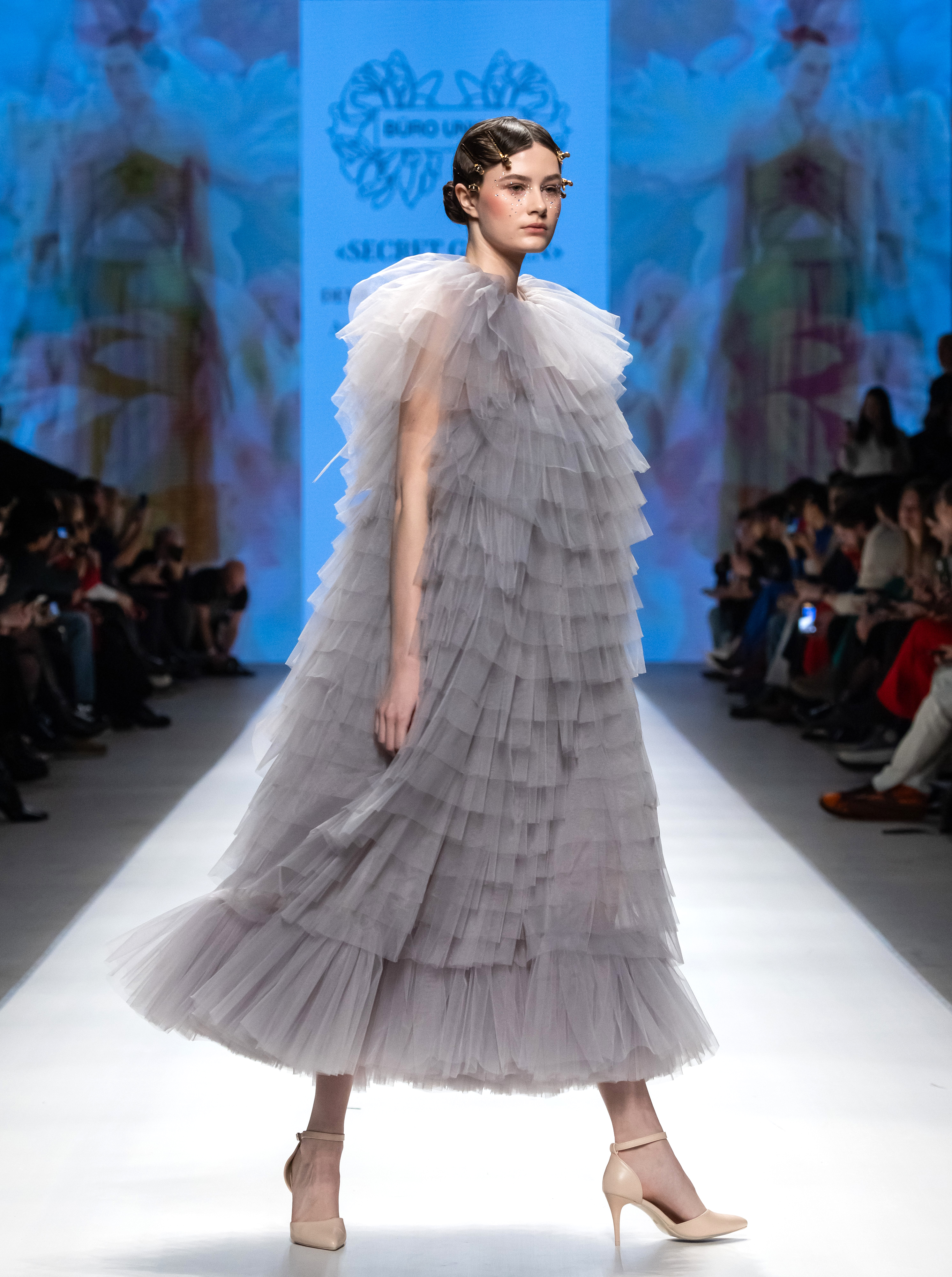 Moscow Fashion Week beauty trends - sleek chic