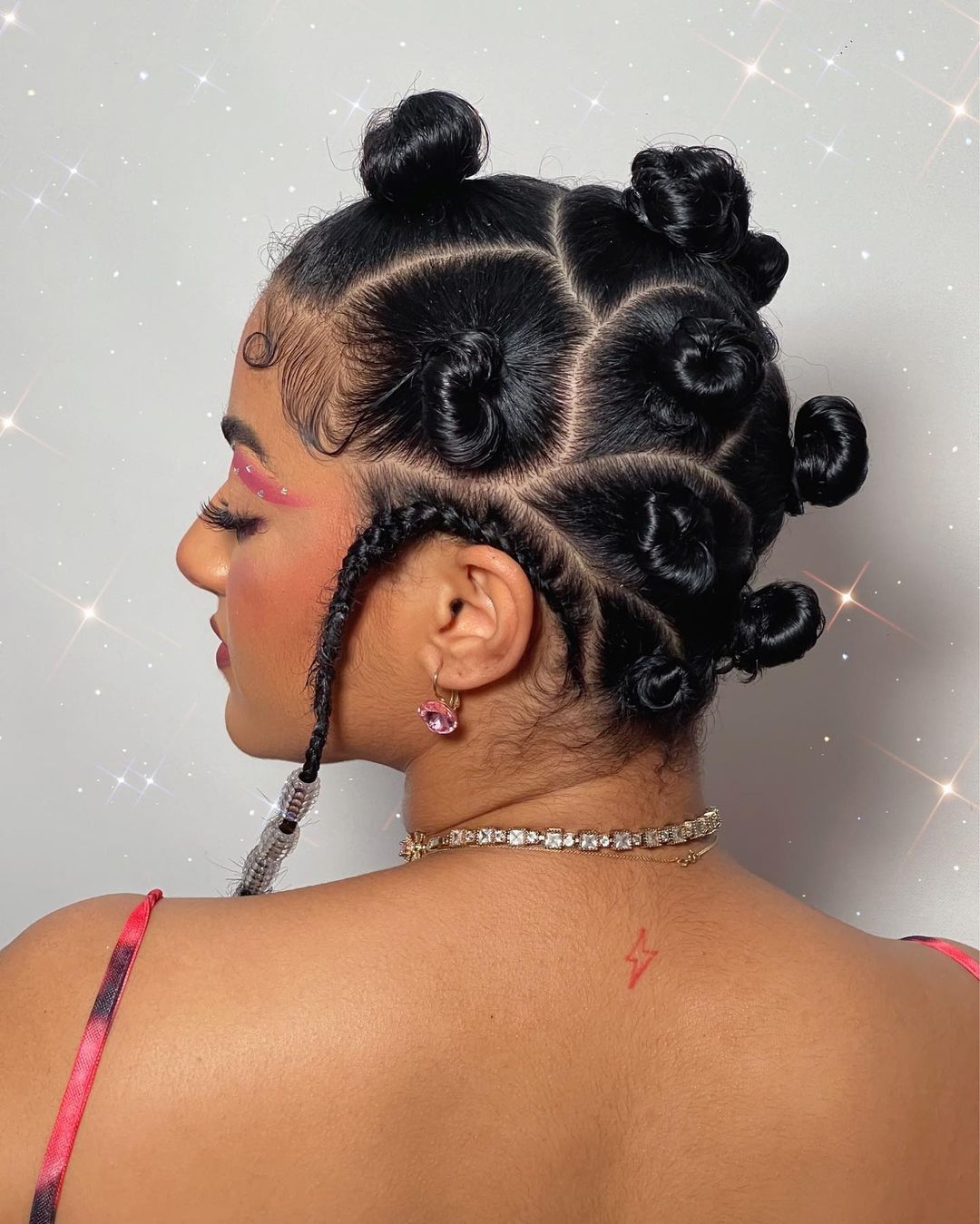 Sophia- Bantu Knots summer hairstyles