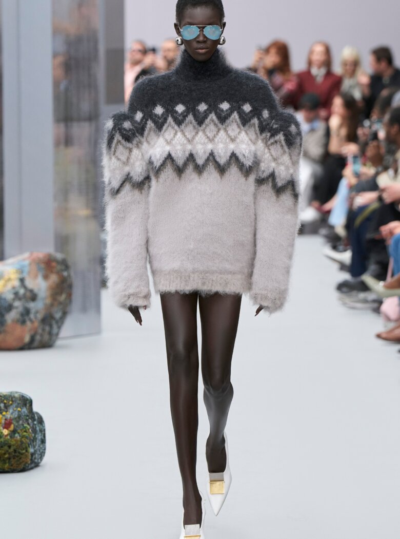 Model walking for Acne Studio at Paris Fashion Week, via Isidore Montag via Gorunway.com.